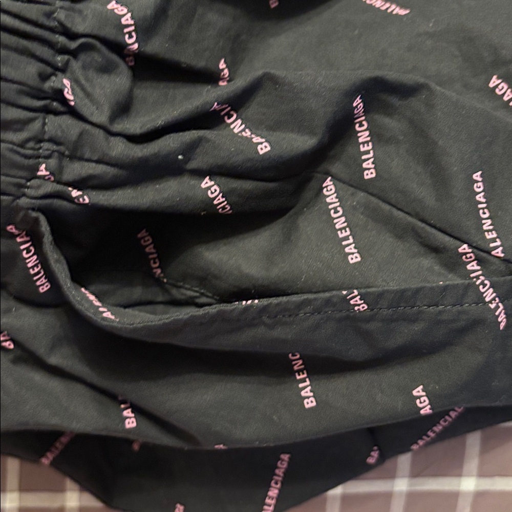 Balenciaga logo repeat pajama pants- size 44 - Picture 8 of 11